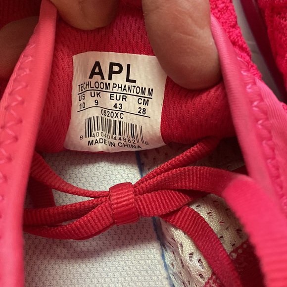 APL 10 / 43 men’s TechLoom phantom sneaker pink red with white sole worn 2 times - Picture 3 of 8